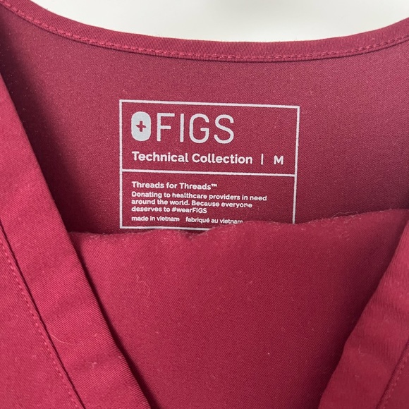 Figs scrub top - Picture 2 of 2